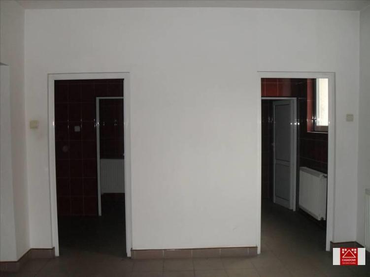 Spatiu multifunctional ultracentral