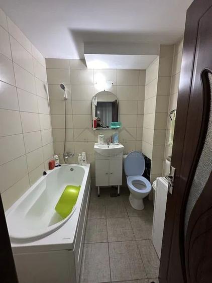 Apartament 2 camere Targu Cucu etajul 1