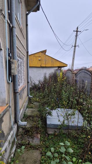 Casa si teren de vânzare