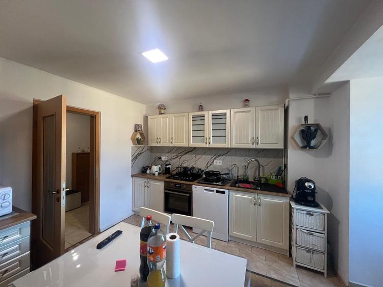 Apartament 2 camere 52mp Bulevard mobilat utilat 59000eur neg