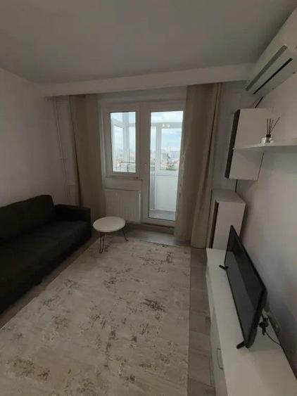 De inchiriat apartament de 2 camere zona Victoriei
