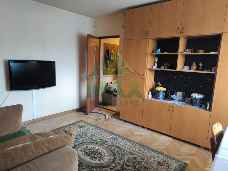 Apartament 2 camere , confort 2 nedecomandat – Zona Vest, Piata Aurora