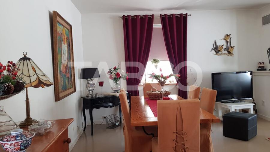 Casa 7 camere 6 bai terase teren 1180mp aproape de Castel si Poveste
