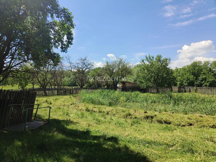 Casa la 5 km de Targu-Neamt - cu iaz si livada matura - gata pentru mutat - 14