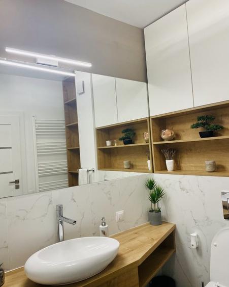 Persoană fizică închiriez apartament cu 2 camere preț 750 Euro, negociabil
