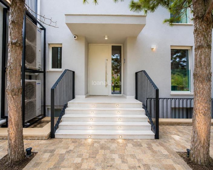 Vila cu Piscina in Băneasa Residential Park | Smart Home | Complet renovata - 12