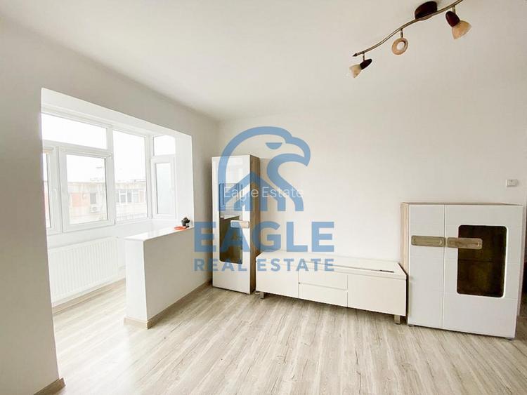 Tomis Nord - 2 Camere renovat cu balcon Cat-Friendly pe termen lung - 2