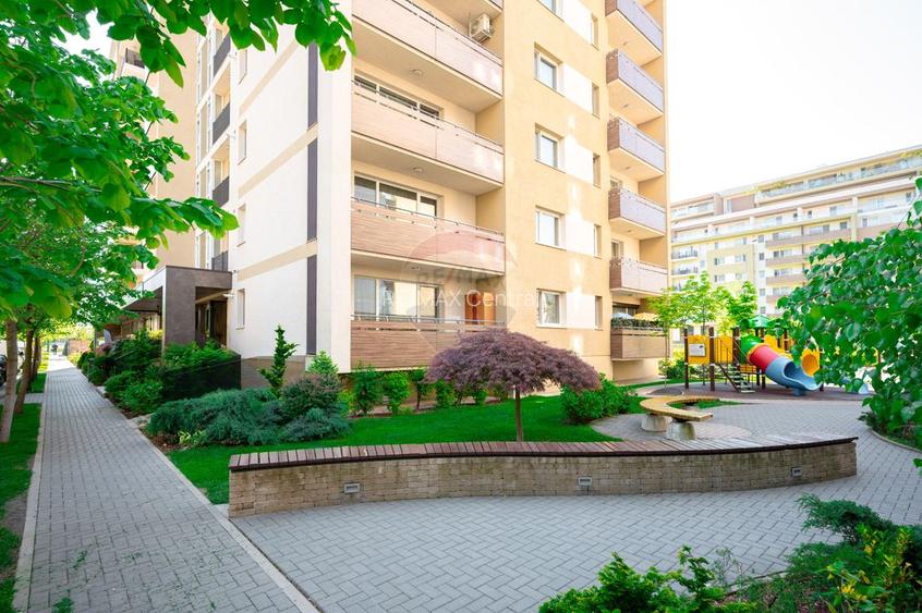 Apartament cu 2 camere la Urban Coresi, două balcoane, parcare + boxă - 11
