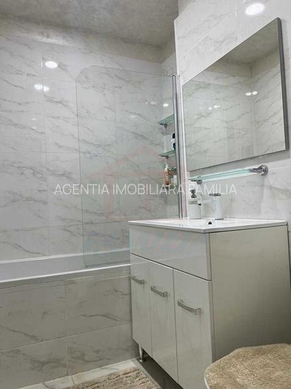 Vanzare/inchiriere apartament cu 2 camere, Ultracentral, 55 mp - 4