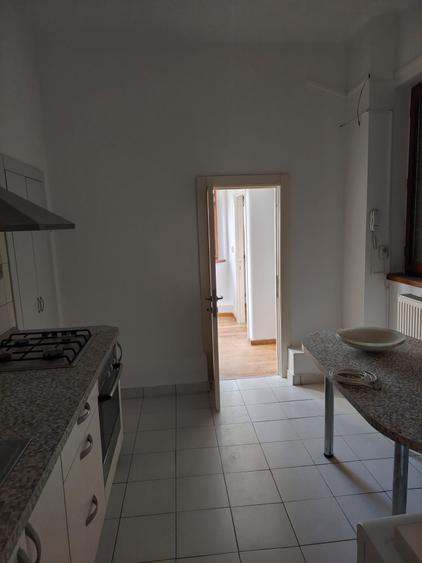 Apartament 6 camere Calea Victoriei | metrou | aer conditionat |