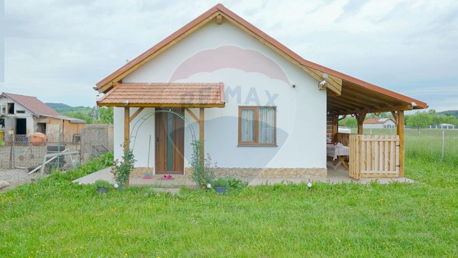 Teren Intravilan + Casa de vacanta Acris | Vama Buzaului | 2551 mp