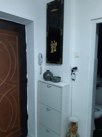 Vitan, garsoniera, 5 min Mall Vitan, 42 mp, bloc anvelopat, AC