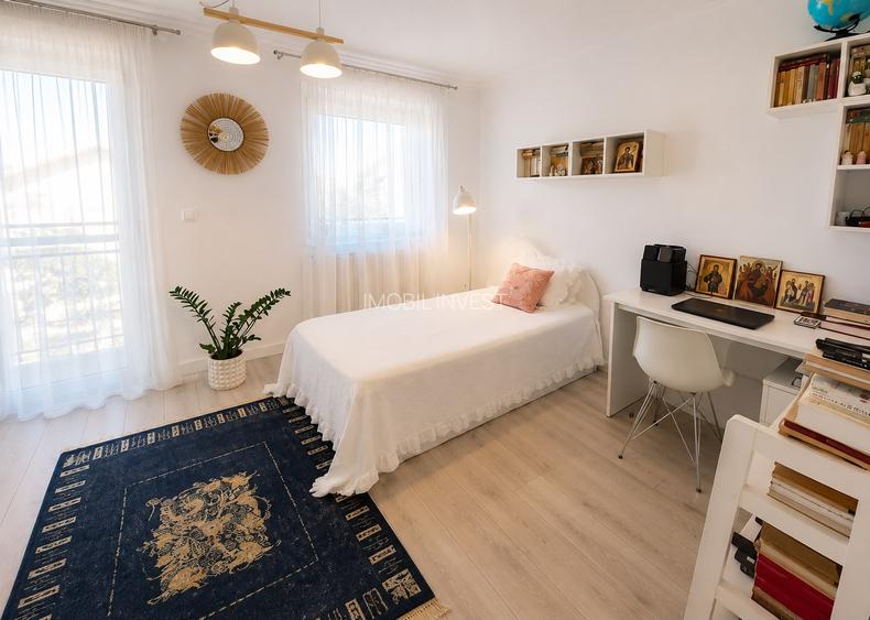 Casă înșiruită Ultracentral |85 mp utili| 128 mp construiți| Mobilată