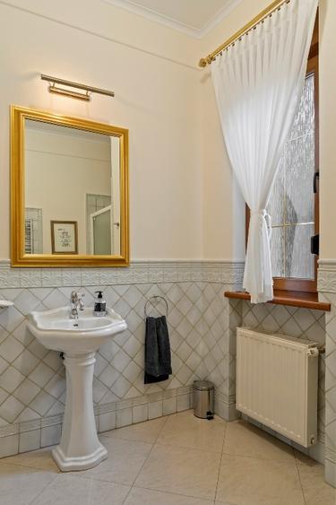 Vila Ansambu Exclusivist -langa British - Pipera - Acces  din Erou Iancu Nicolae