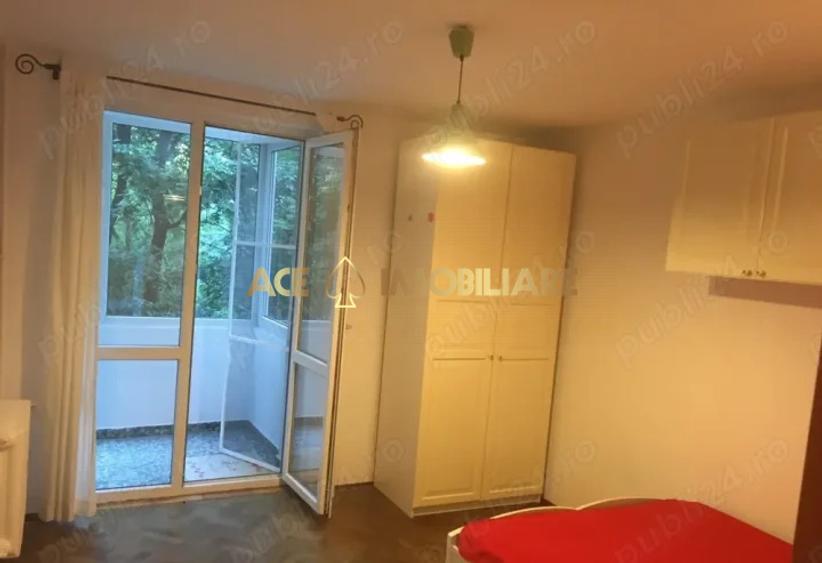 4 Camere de inchiriat | Costin Georgian | Metrou | Loc de parcare |