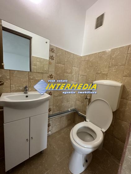Apartament cu 3 camere I 2 bai I de inchiriat I Centru zona Primariei I etaj 2 I