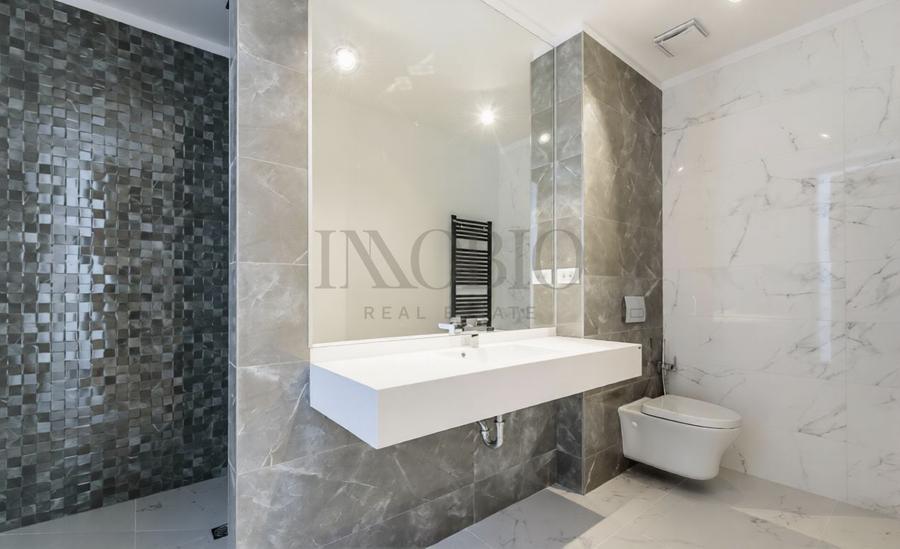 Apartament 4 Camere | Beach Front | One Mamaia | Loc de Parcare