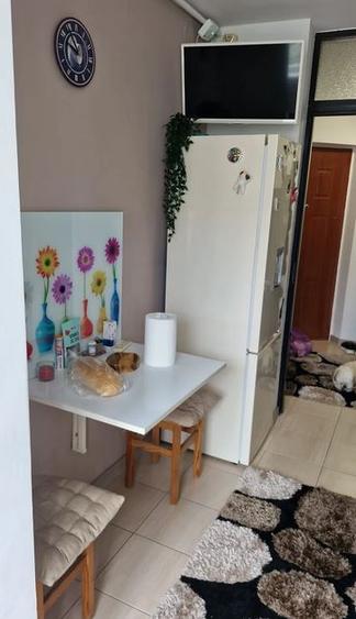 Apartament 3 Camere,Trapezului,bl.reabilitat,Amenajat,mobilat,Liber