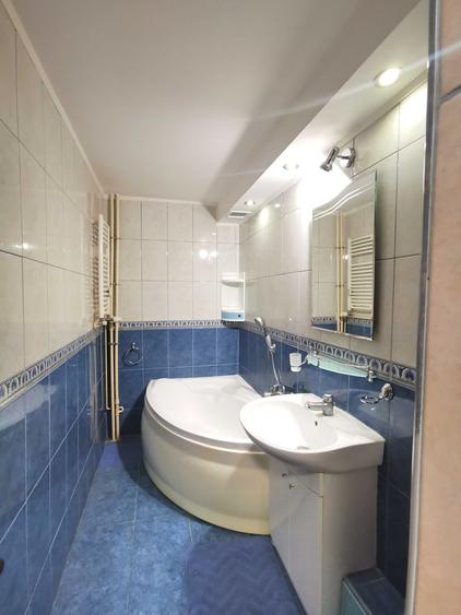 De Inchiriat Garsonieră spatioasa Mall Vitan,Pret Negociabil