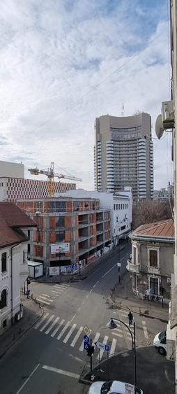 Universitate-strada Tudor Arghezi, la 10 minute de metrou