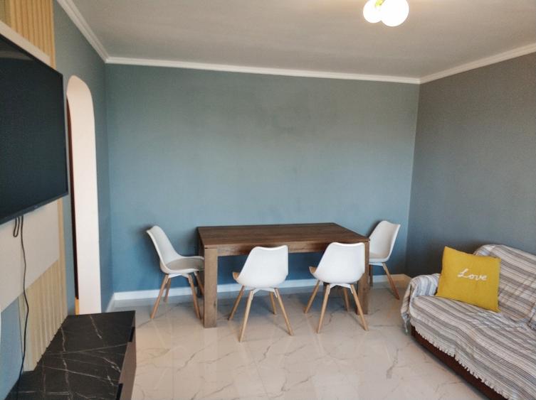 Tomis Nord - Ciresica - Apartament renovat, cu centrala cu gaz si loc de parcare