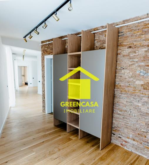 Apartament 3 camere , Lux , zona Taietura Turcului .