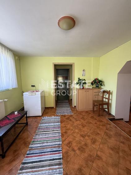 Casa Sandrei , teren 1414 mp, strada asfaltata - 5