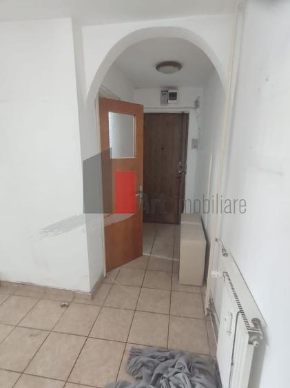 Vânzare apartament decomandat 2 camere - Metrou Lujerului