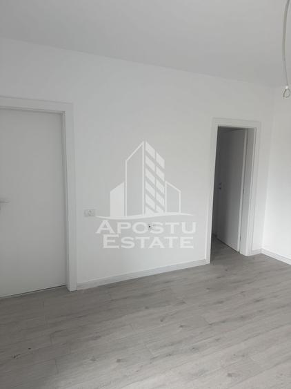 Dupex pozitie foarte buna in Giarmata Mare