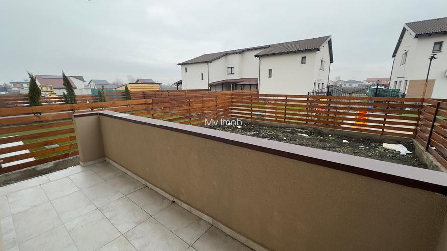 Garsoniera la prima inchiriere la parter cu gradina la intrare in Sanpetru - 11