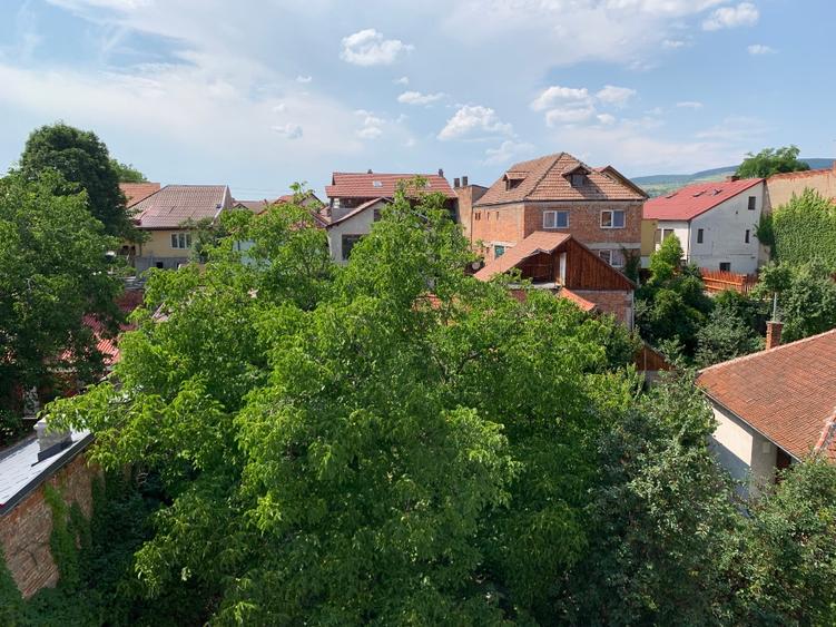 Apartament 3 camere decomandat, 100mp utili + garaj , Horea | Gruia – Str. Cîm