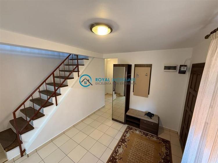 Royal Imobiliare - Vanzare vila zona Cioceanu