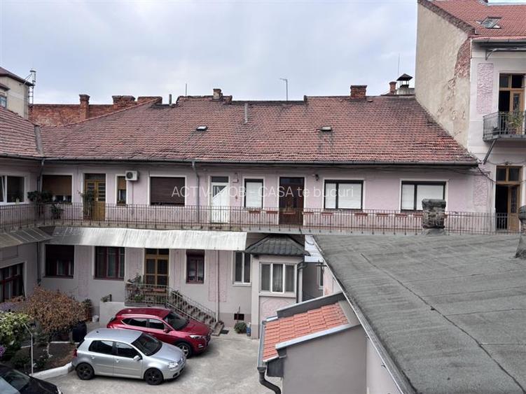 Apartament ultracentral 72 mp - etaj 1- boxa 25 mp