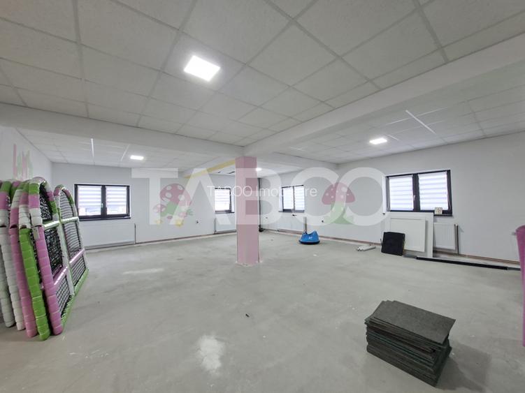 Casa de locuit + spatiu comercial de vanzare in Cisnadie - 23