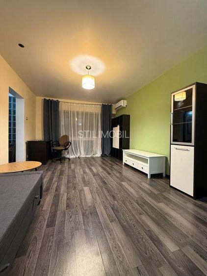 Inchiriez apartament 3 camere semidecomandat capat cug - 2