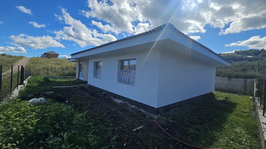 Casa individuală 4 camere in Chinteni