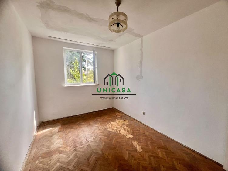 Apartament 4 camere, decomandat/Etaj 4/4 ,Zona Nord