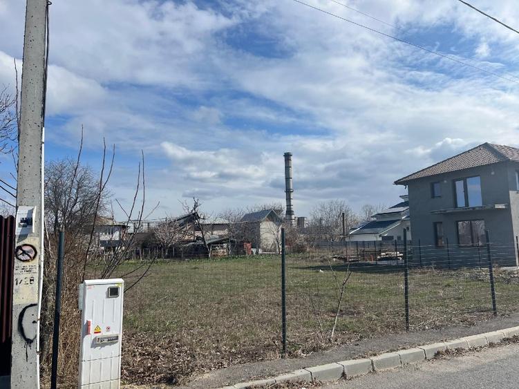 Vand teren de constructii, 1032mp, str. Brancoveanu (Zona Laminorului)