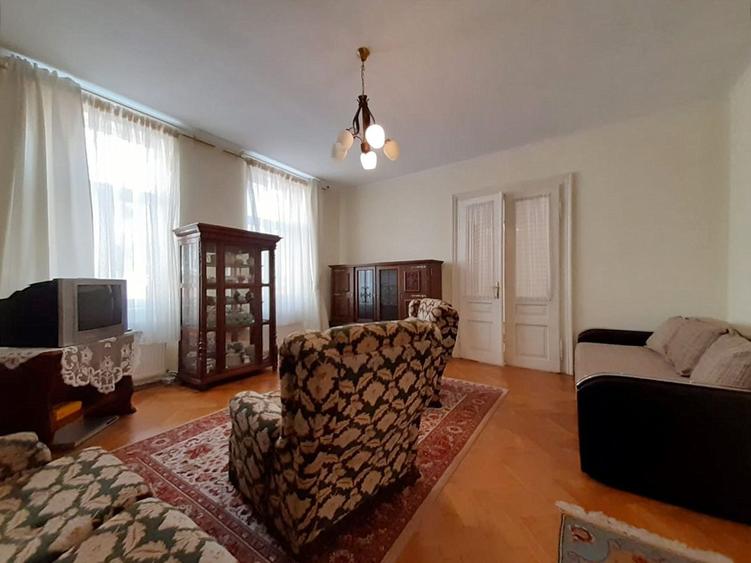 Casa Vanzare Ultracentrala, Multiple Destinatii