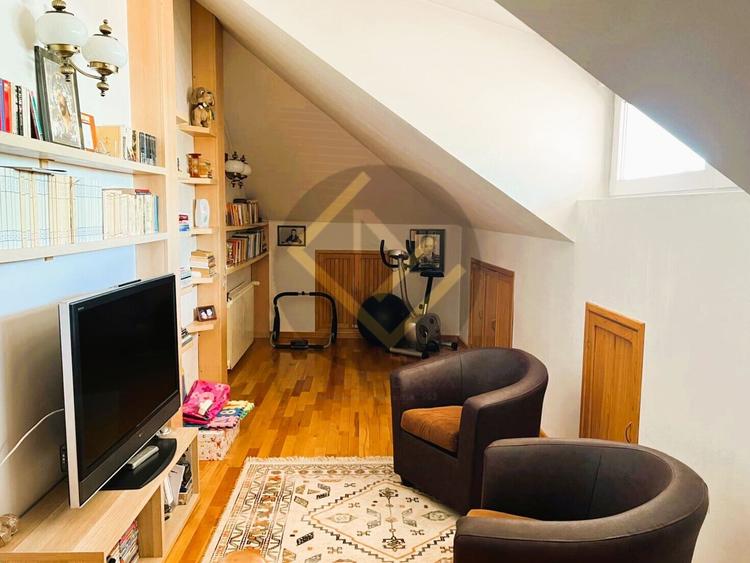Vila  INDIVIDUALA ELEGANTA RENOVATA zona Domenii Arcul de Triumf