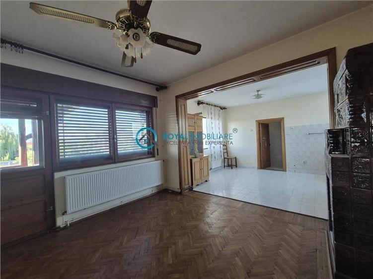 Royal Imobiliare - Vanzare Vila Zona Paulesti - Gageni