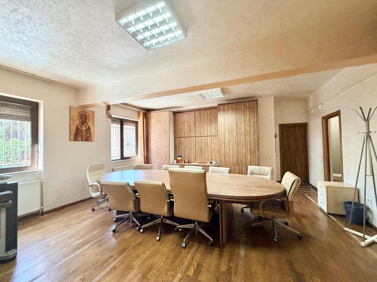 Apartament Parter, ideal Birouri, Cabinet