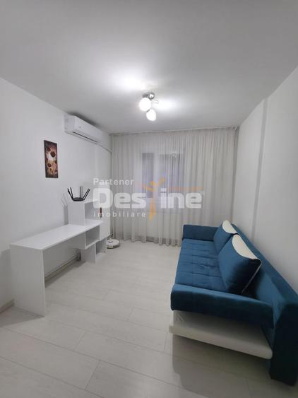 APARTAMENT 3 CAMERE SEMIDECOMANDAT MOBILAT
