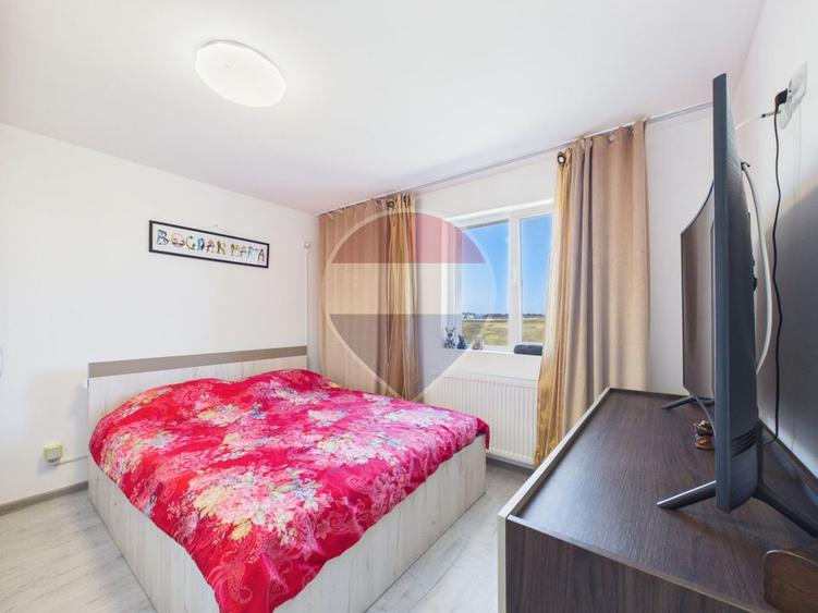 Casa tip duplex cu 4 camere moderna in Domnesti
