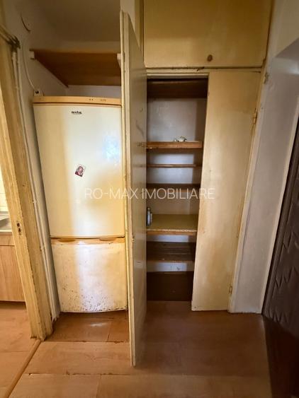Garsonieră 27 mp cu balcon - etaj 2 - nemobilata -bloc an 1980 - 22