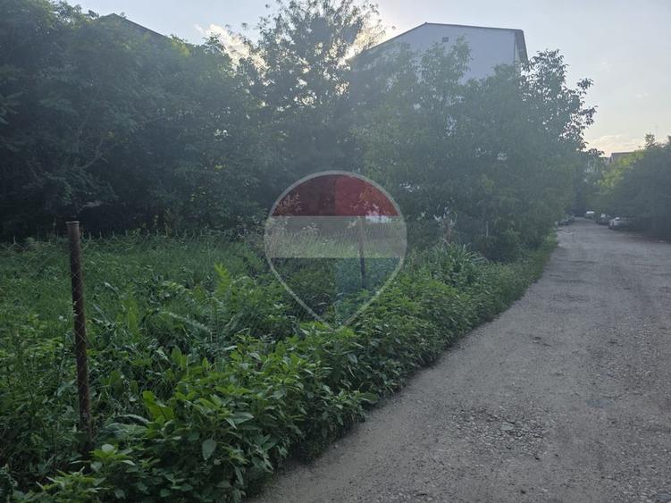 Teren 330 mp Valea Lungă Militari ideal casă sau imobil P+ 4