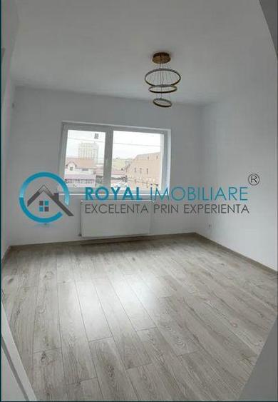 Royal Imobiliare - Vanzare apartament 3 camere zona Central