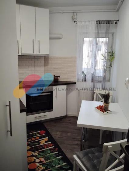 Apartament modern, 4 camere, parcare – Apahida