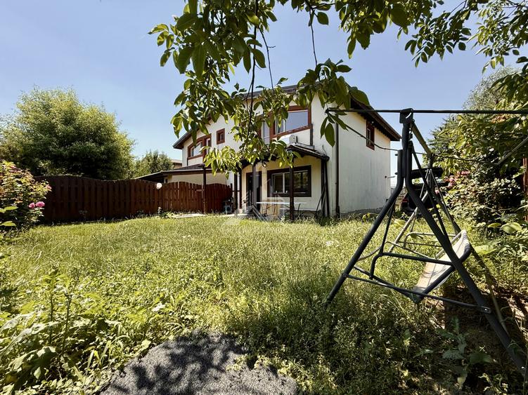 VEZI VIDEO! Vila cu 4 camere, 2 bai | P+M | Domnesti - Teghes