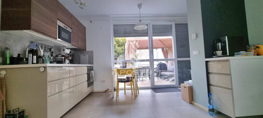Unic în Bălcescu: 5 camere 2 parcări subteran, terase de 68 mp utili